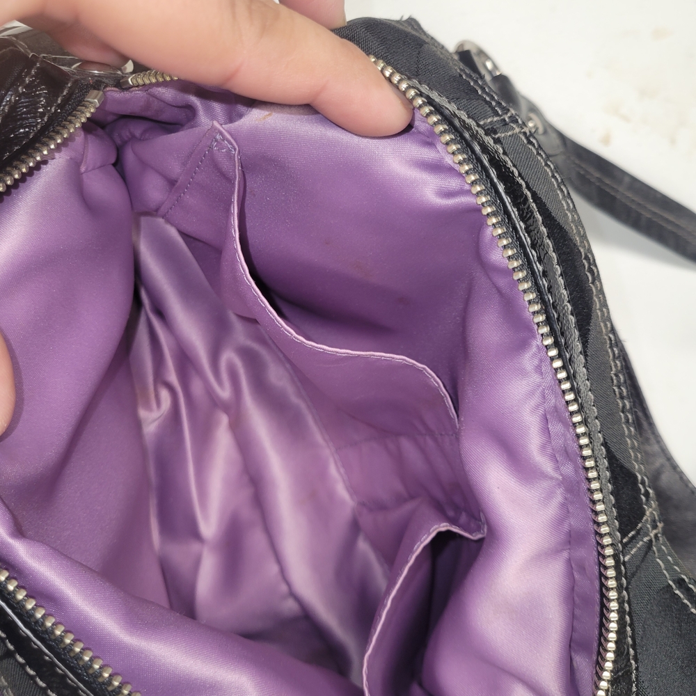 Coach Black Signature Shoulder Bag - Picture 15 of 16